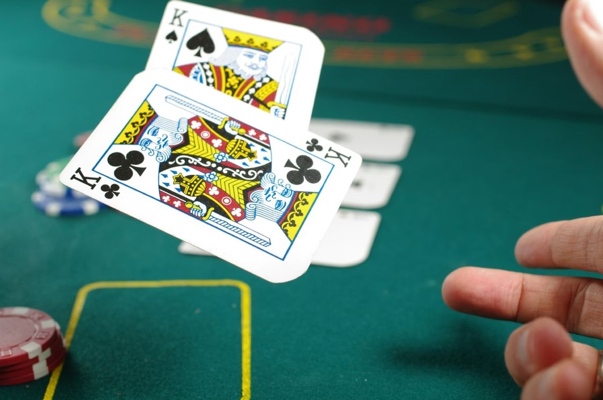 Estratégias Avançadas para Vencer Torneios de Poker: Guia Completo - 2